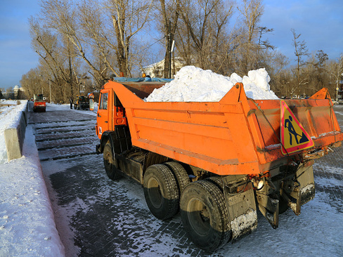 Вывоз снега на камазах 10-30 тонн