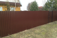 Забор из профлиста высотой 1.5 - 1.6 метра "Окрашенный"