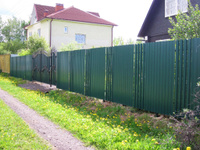 Забор из профлиста высотой 1.5 - 1.6 метра "Комбинированный"