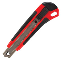 Нож канцелярский 18 мм BRAUBERG Universal 3 лезвия в Комплекте автофиксатор черно-красный 271351
